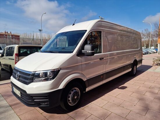 VOLKSWAGEN CRAFTER 2.0 TDI 177CV L5H3 RUEDA DOBLE – 3 PLAZAS AÑO 2021